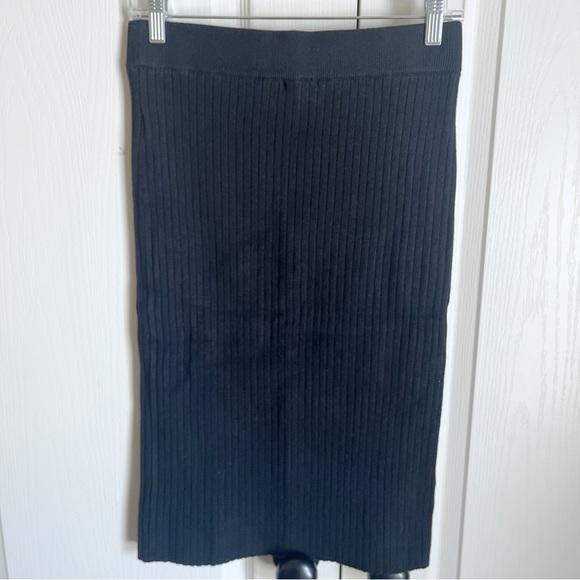 NWT Abercrombie And Fitch Black Ribbed Side Slit Pencil Skirt Small - Picture 4 of 5